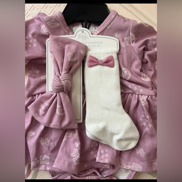 🚫SOLD🚫 - Picture 3 of 3